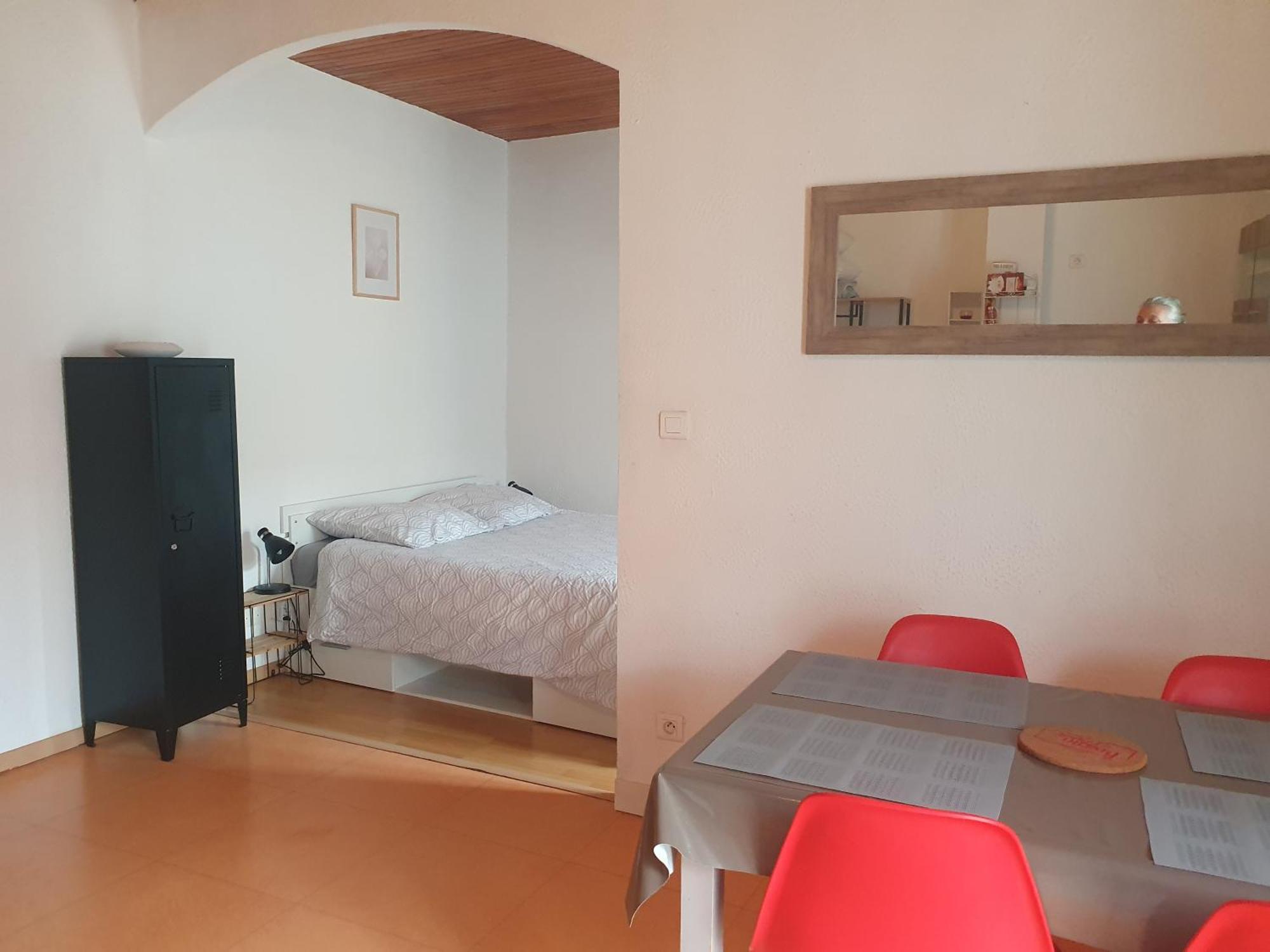 Appartement Meuble Centre Ville 尼翁 外观 照片
